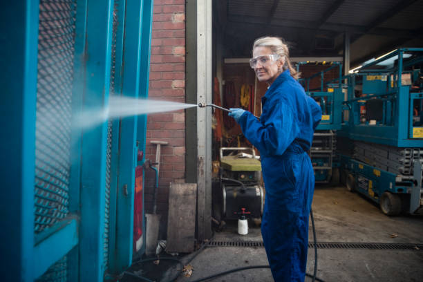 Why Choose Our Certified Pressure Washing Experts for Your Project Needs in Waggaman, LA?
